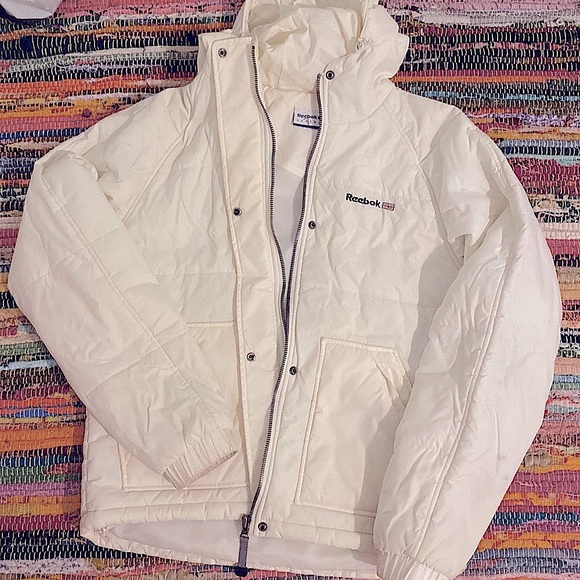 🇬🇧 Vintage Reebok Winter Jacket - Picture 4 of 12